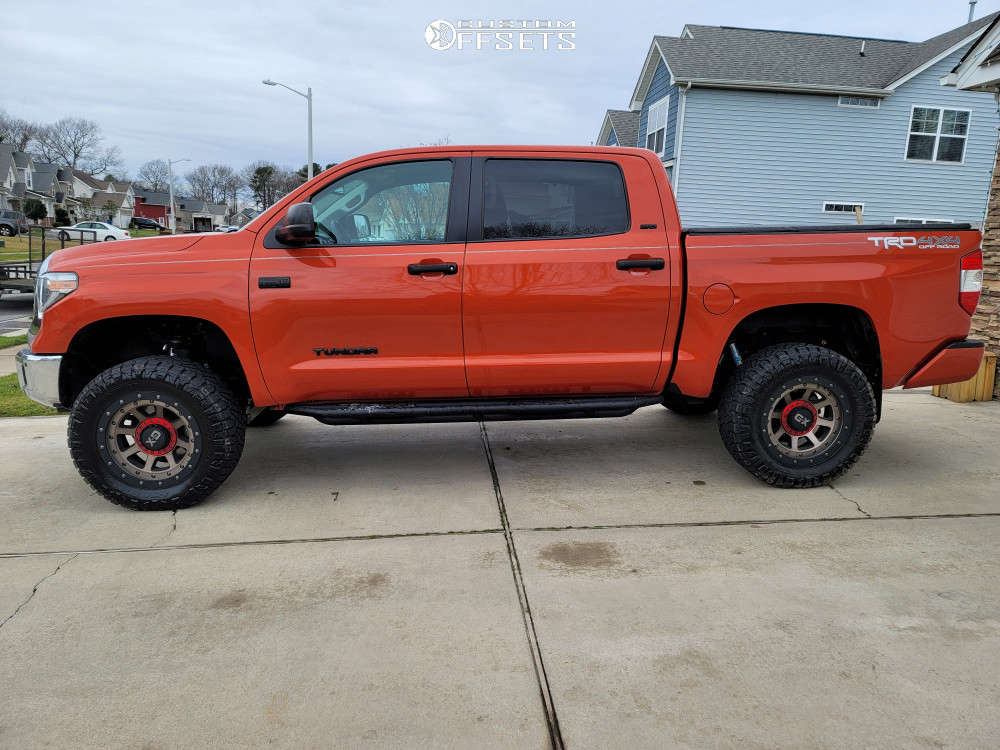 2018 Toyota Tundra with 20x10 -24 XD Xd137 and 35/12.5R20 Nitto