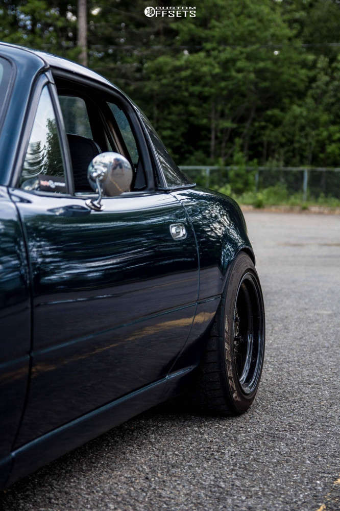 1996 Mazda MX-5 Miata with 15x8.5 17 Klutch Sl1 and 205/50R15