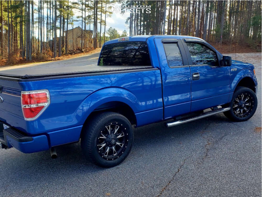 2009 Ford F150 with 20x9 20 Fuel Throttle and 275/55R20 Yokohama