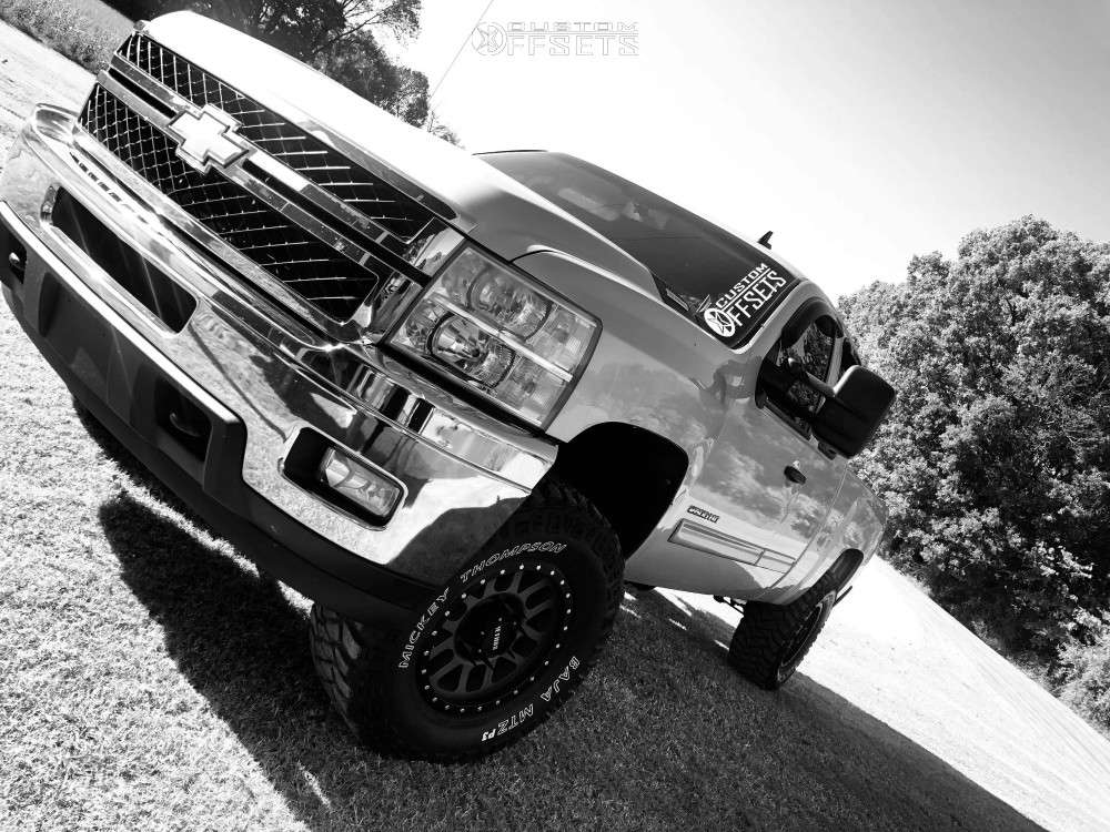 2011 Chevrolet Silverado 2500 HD with 18x10 -24 Method Grid and 35/12 ...