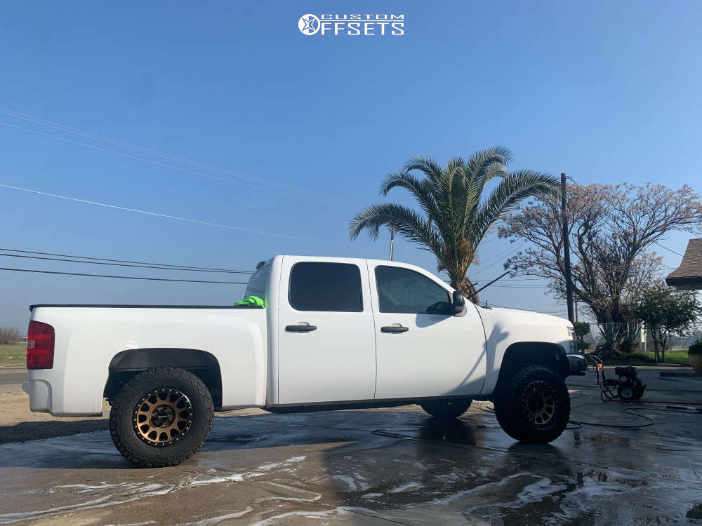 2012 Chevrolet Silverado 1500 with 17x8 12 Method Nv and 33/12.5R17 ...