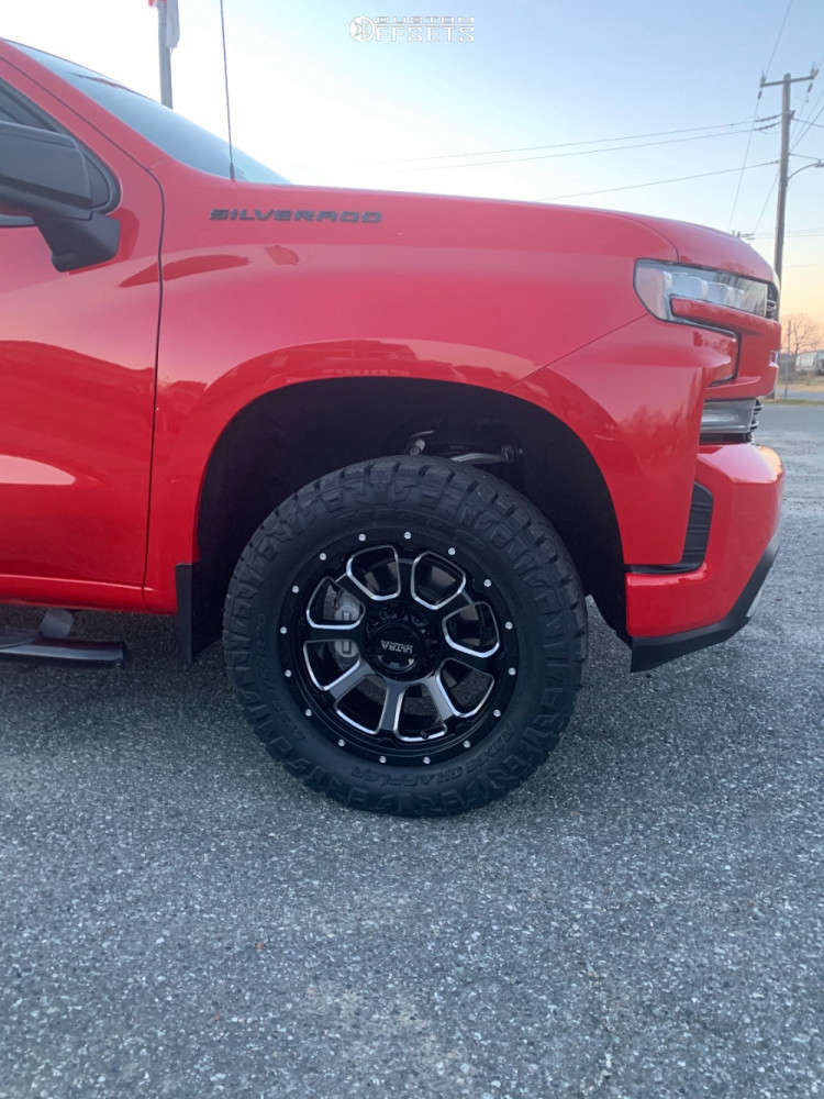 2019 Chevrolet Silverado 1500 with 20x9 1 Ultra Nemesis and 33/11.5R20