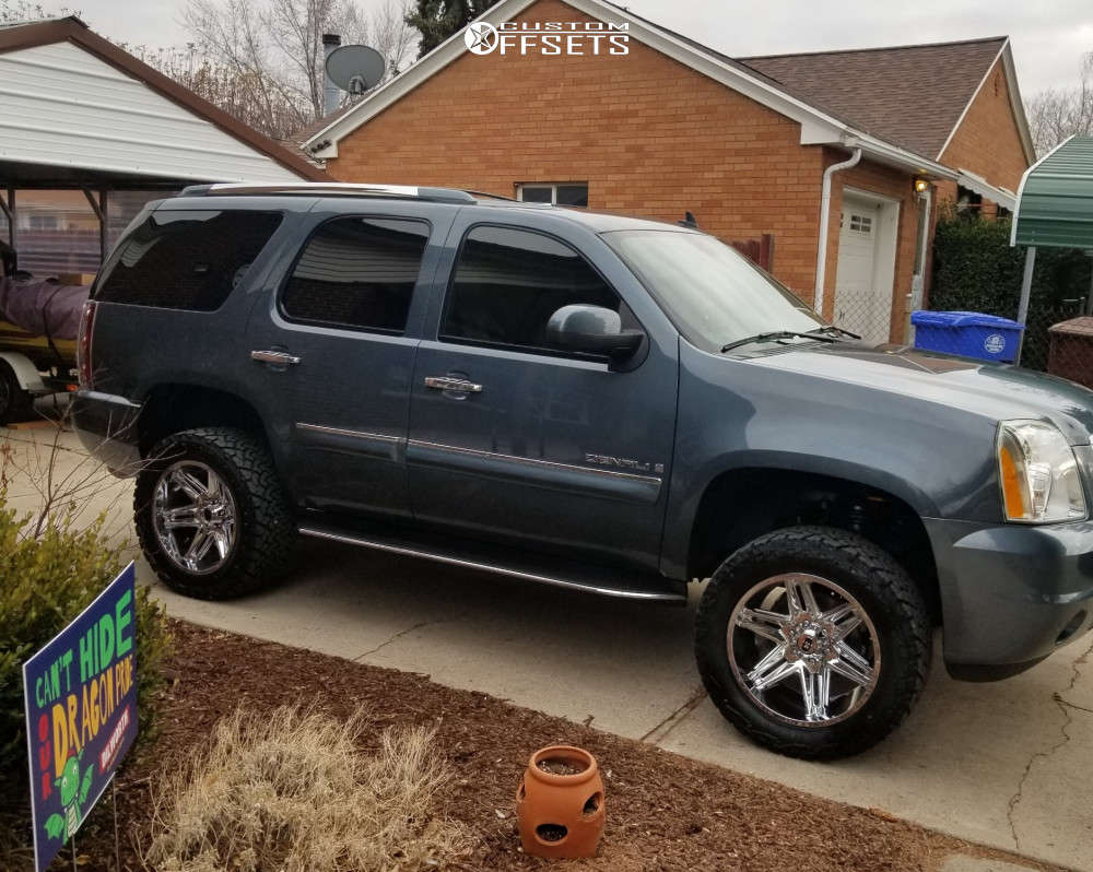 Vision Razor Venom 2007 GMC Yukon with 20x10 -25 Vision Razor and 33/12.5R20 Venom Power ...