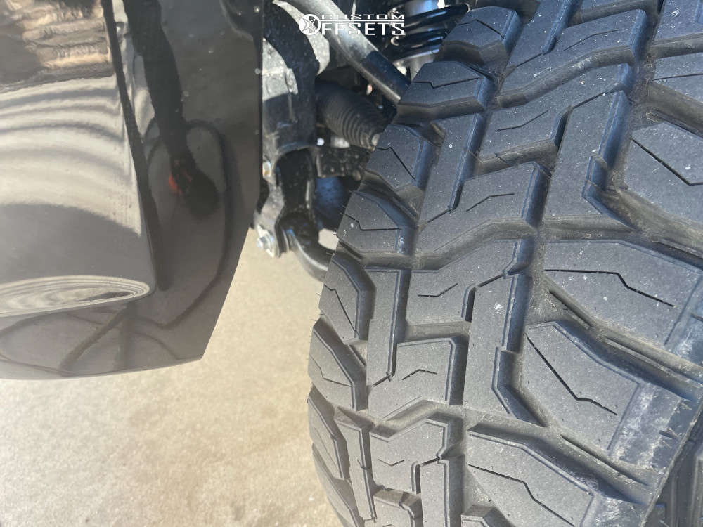 2021 Chevrolet Colorado with 20x12 44 Anthem OffRoad Equalizer and 33