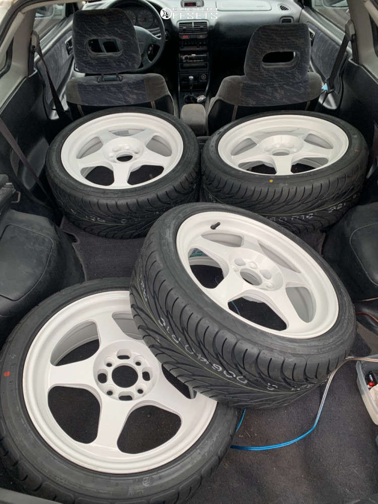 1994 Acura Integra with 16x7 40 Rota Slipstreams and 205/40R16 Federal ...