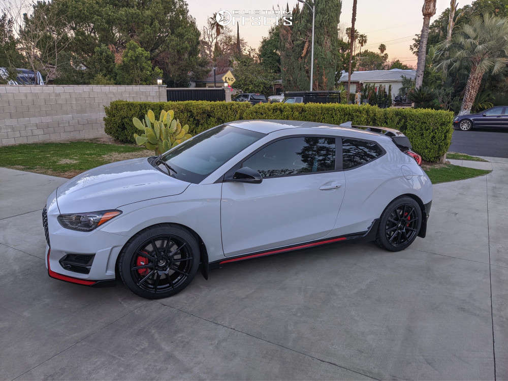 2021 Hyundai Veloster N with 18x8.5 50 Enkei Ts10 and 245/40R18