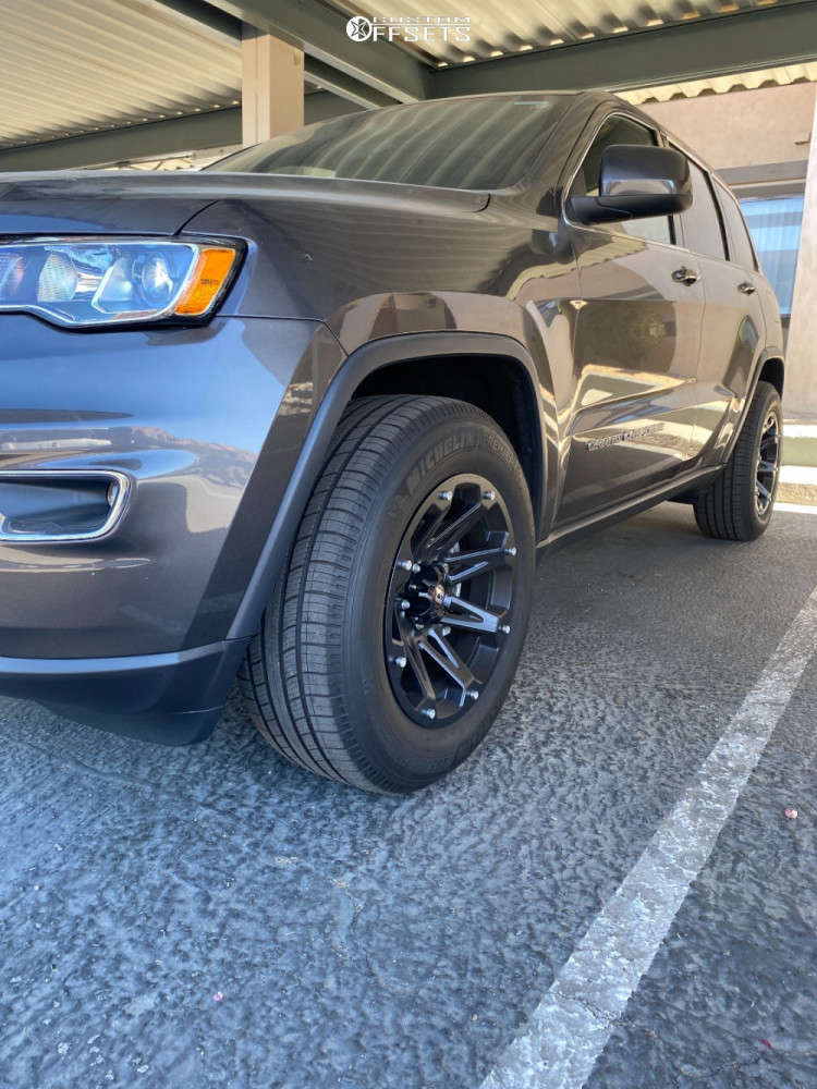 2020 Jeep Grand Cherokee with 18x9 12 Ballistic Jester and 265/55R18