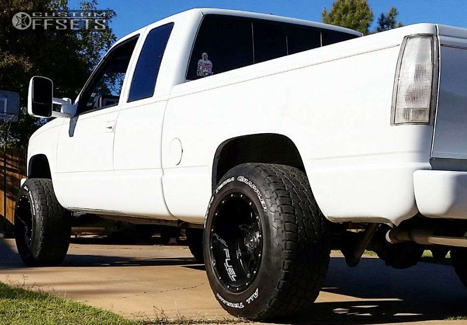 1991 Chevrolet C1500 with 18x12 44 Fuel Hostage and 275/65R18 Nitto