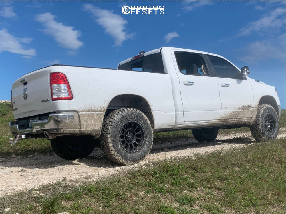 2019 Ram 1500 with 18x9 0 Pro Comp Series 34 and 285/75R18 Nitto Ridge ...