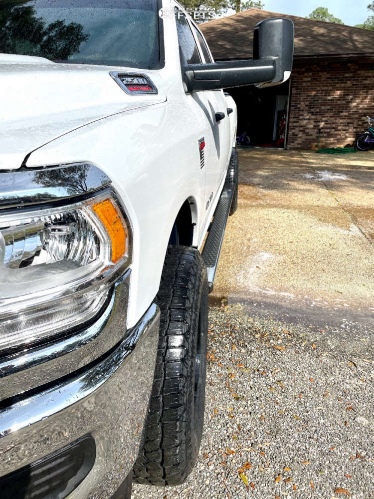 2020 Ram 2500 with 18x9 18 Gear OffRoad Black Hawk and 35/12.5R18