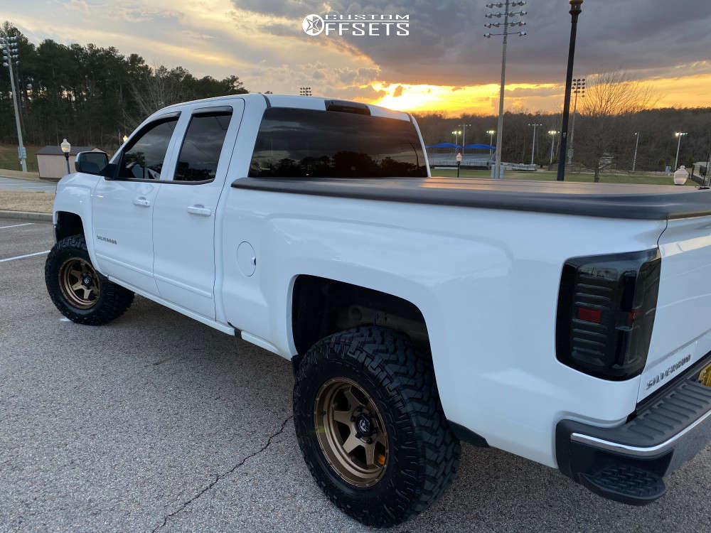 2017 Chevrolet Silverado 1500 with 17x9 -1 Fuel Shok and 285/70R17 ...