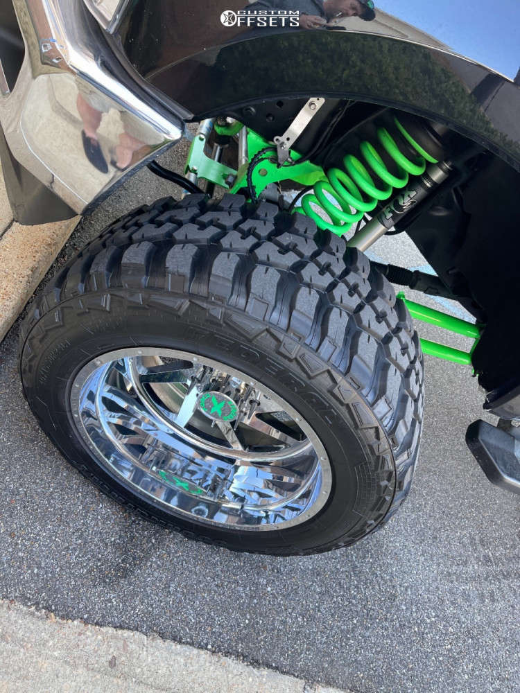 2019 Ford F250 Super Duty with 24x14 76 Xtreme Force Xf6 and 40/14