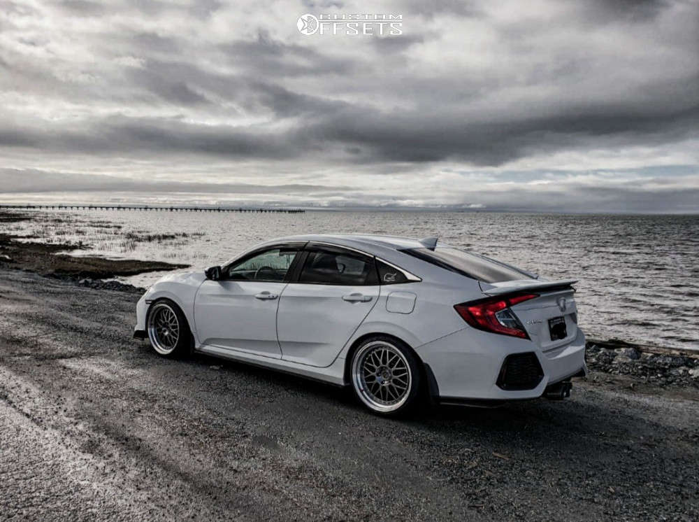 2019 Honda Civic with 19x9.5 22 Aodhan Ah02 and 225/35R19 Antares ...