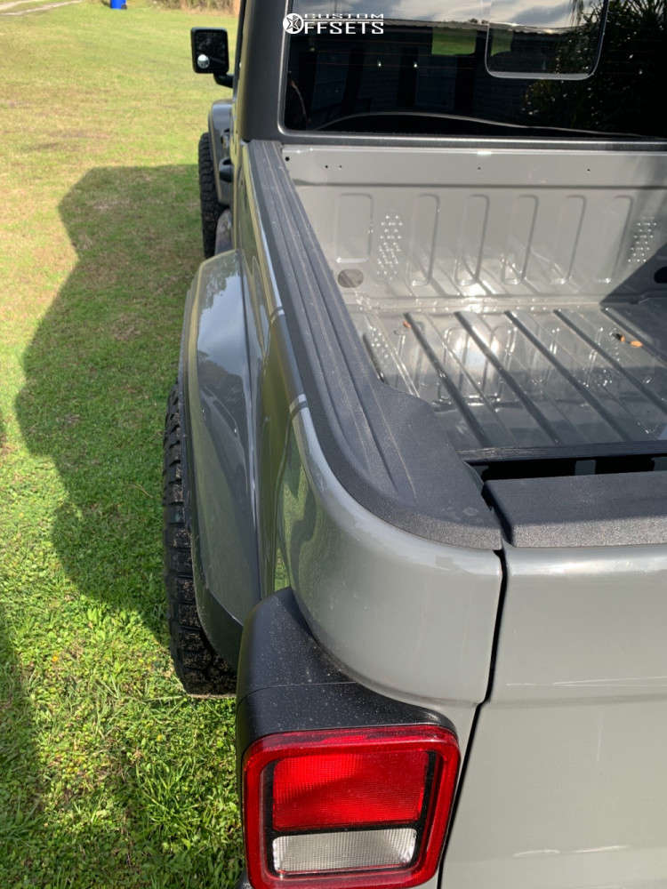 2021 Jeep Gladiator with 17x9 Anthem Off-Road Avenger and 315/70R17 ...