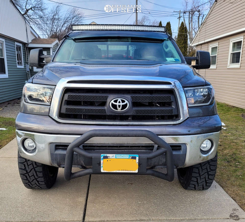 2012 Toyota Tundra with 20x10 18 Fuel Hostage D625 and 33/12.5R20 Toyo