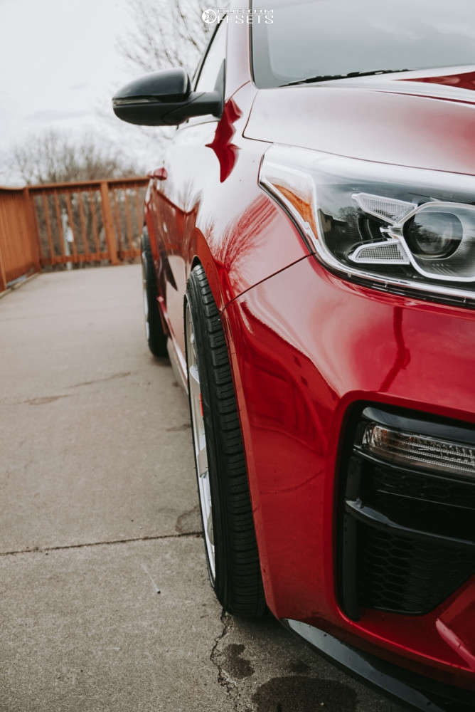 2021 Kia Forte with 18x8.5 35 AVID1 AV6 and 225/40R18 Kumho Ecsta and