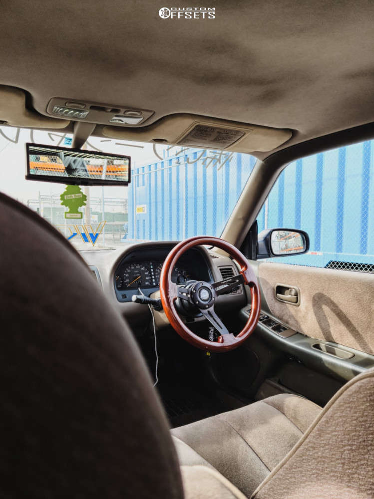 1993 Nissan Skyline R33 with 16x9.5 0 NS Div2 and 205/45R16 Federal ...