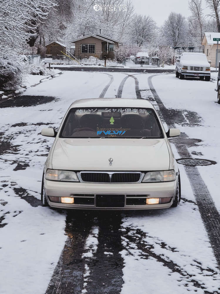 1993 Nissan Skyline R33 with 16x9.5 0 NS Div2 and 205/45R16 Federal ...