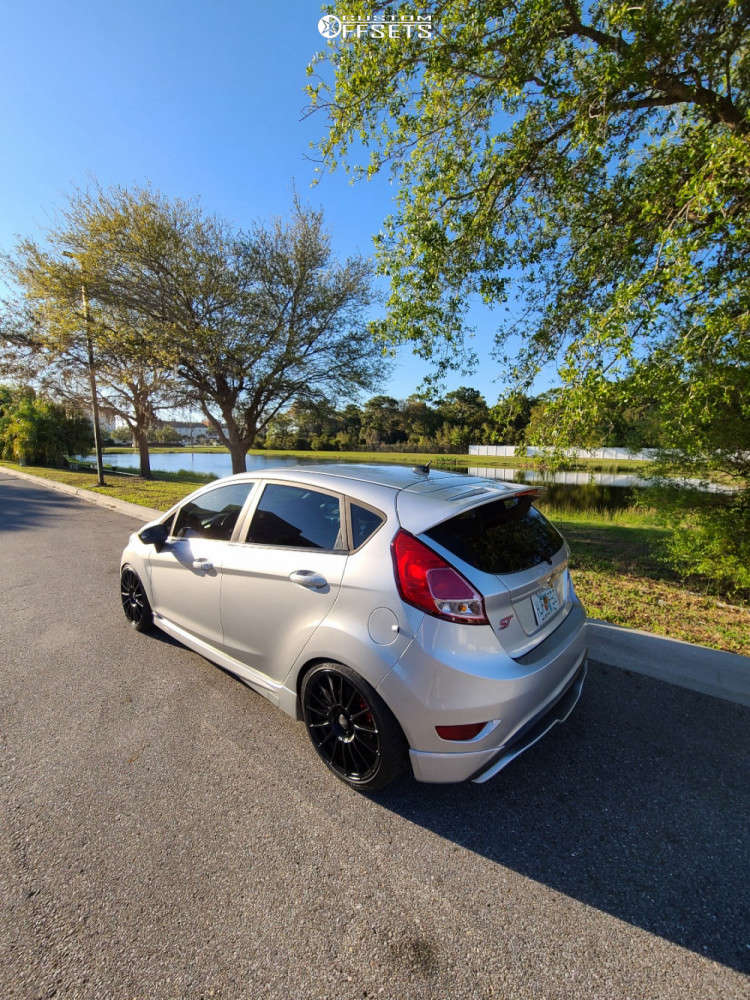 2015 Ford Fiesta with 17x7.5 40 OZ Racing Superturismo Lm and 205