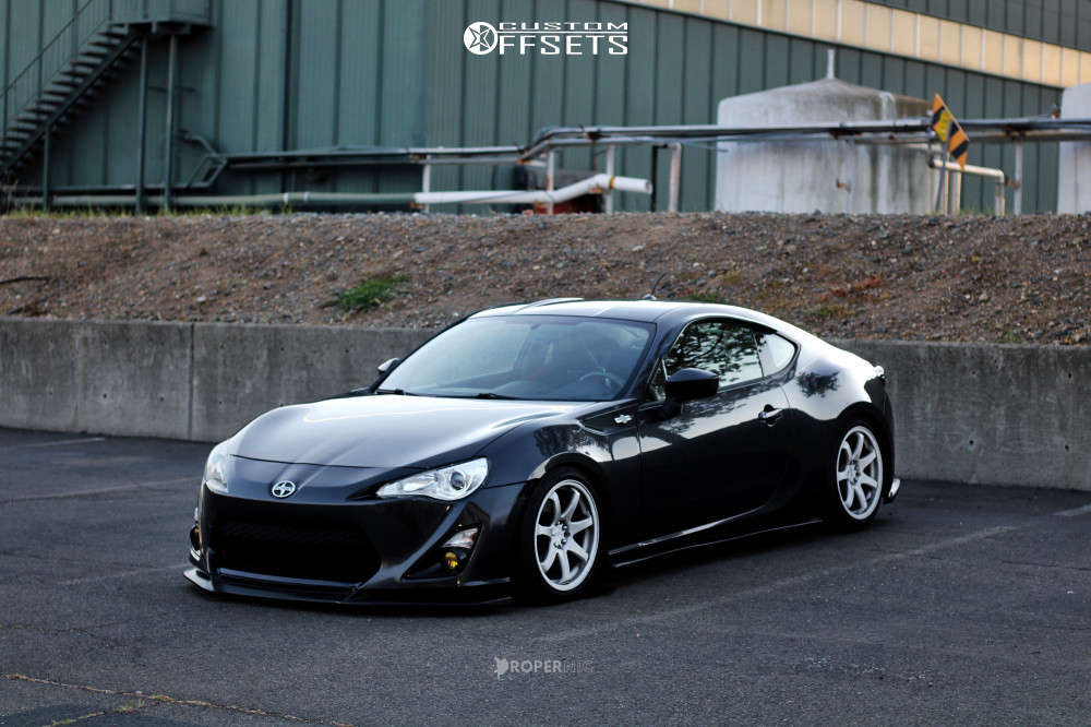 1555375-1-2013-fr-s-scion-base