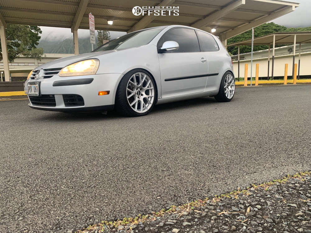 1555405-1-2006-rabbit-