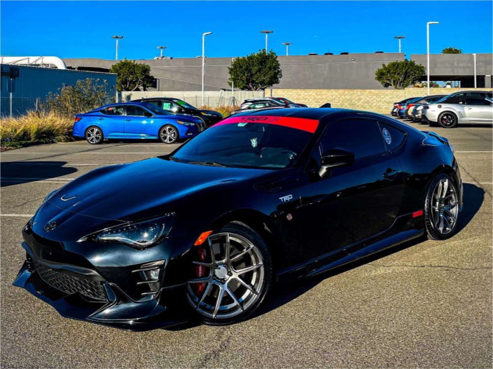 1556604-1-2019-86-toyota-trd-