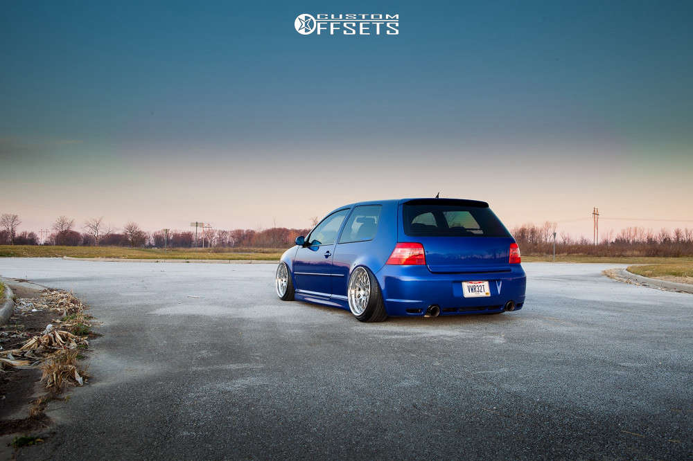 2004 Volkswagen R32 with 18x9.5 14 Forgeline GX3 and 205/40R18 Achilles ...