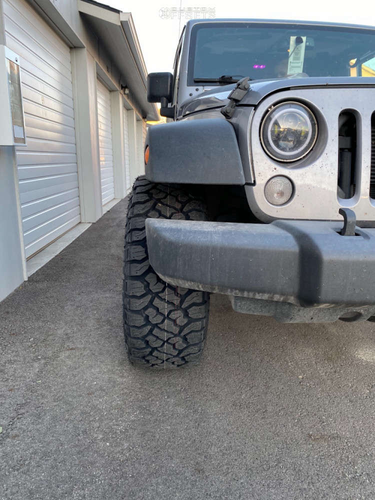2017 Jeep Wrangler with 17x9 12 Fuel Assault and 33/8.5R17 Kenda