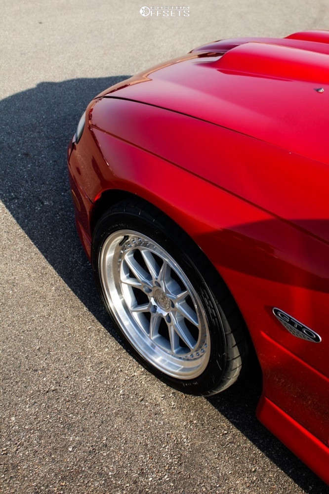 2004 Pontiac GTO with 18x8.5 35 Aodhan DS08 and 265/30R18 Nitto Nt555 ...
