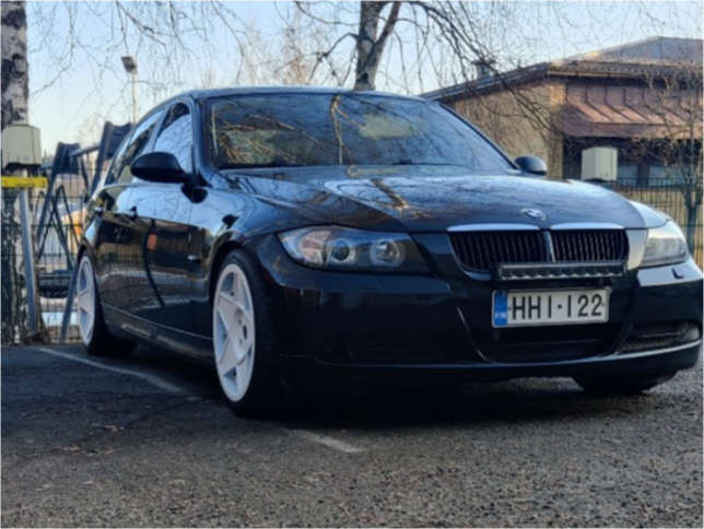 1586486-1-2007-3-series-bmw-