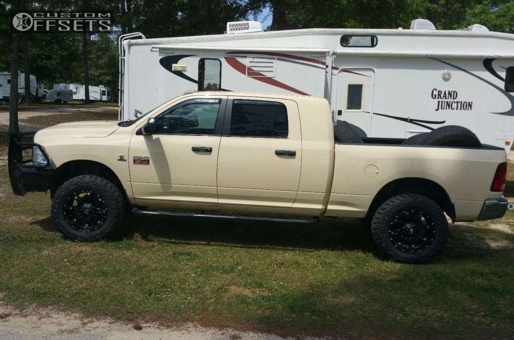 2011 Ram 2500 with 20x10 24 Fuel Hostage and 35/12.5R20 Federal