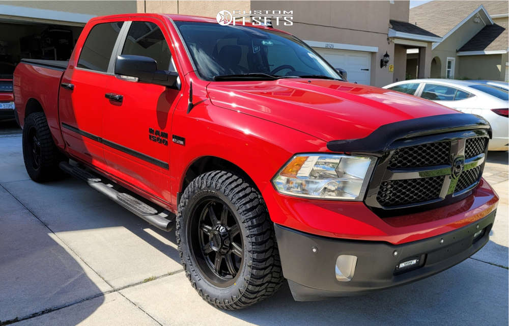 2017 Ram 1500 Wheel Offset Aggressive > 1" Outside Fender Stock