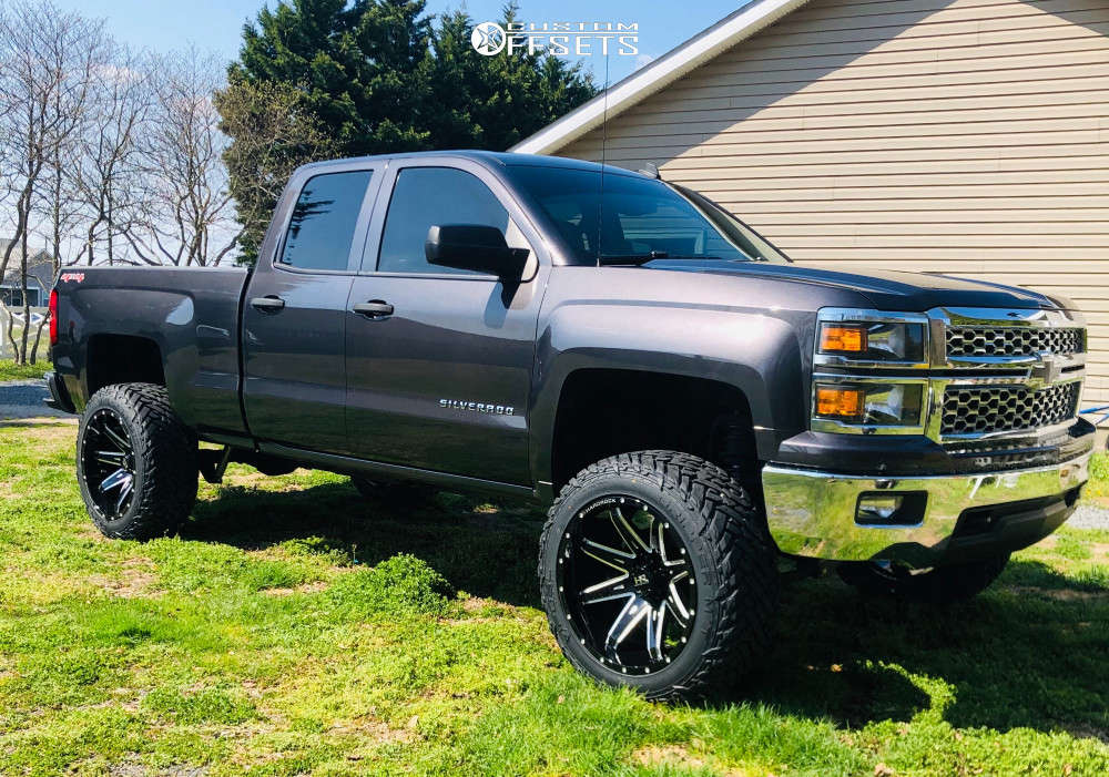 2014 Chevrolet Silverado 1500 with 22x12 -44 Hardrock Painkiller