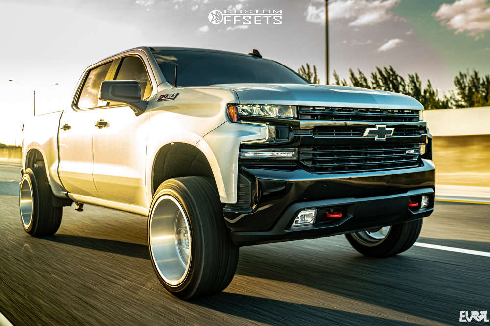 2020 Chevrolet Silverado 1500 with 22x12 -51 Cali Offroad Summit and 33 ...