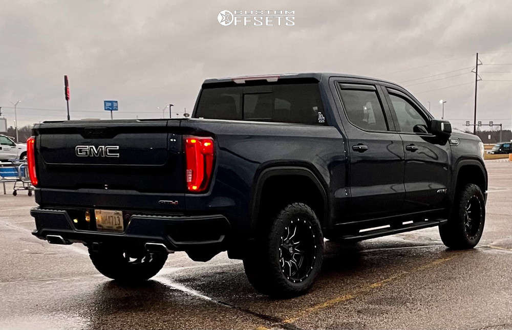 2019 GMC Sierra 1500 with 20x10 19 Fuel Vandal and 33/12.5R20 Toyo