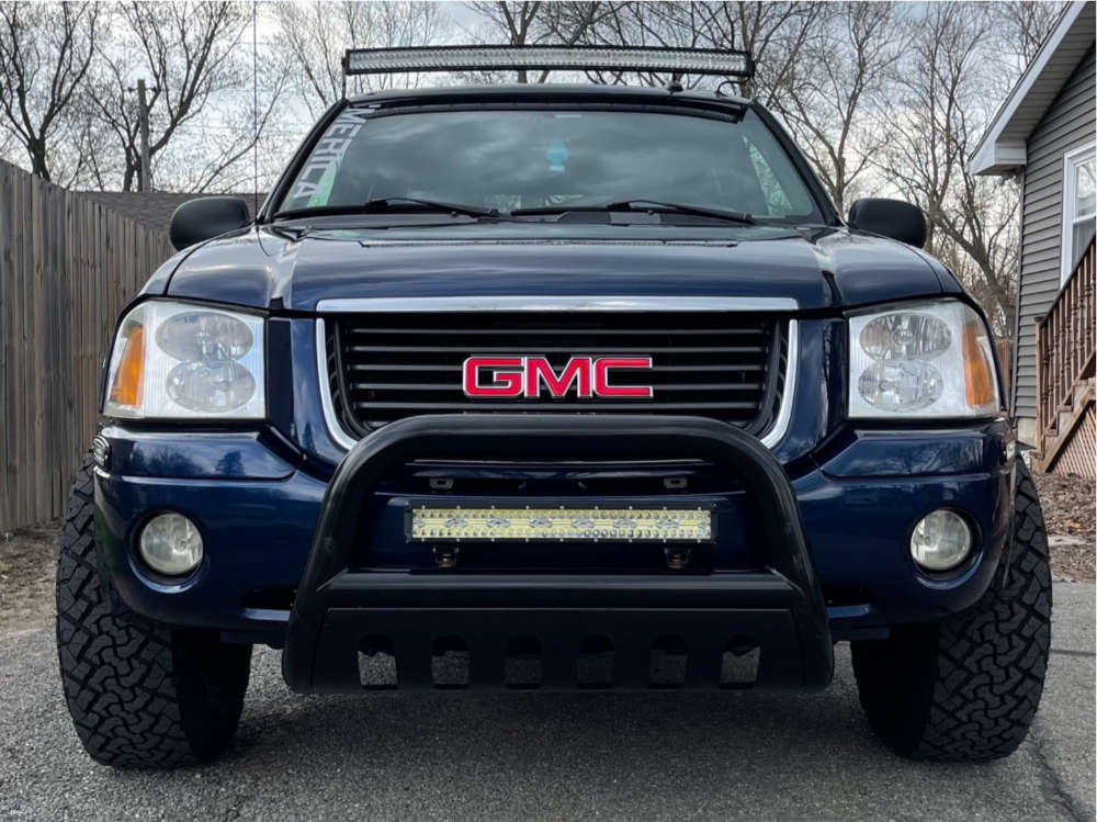 2004 GMC Envoy XUV with 17x9 12 KMC Km542 and 265/70R17 Venom Power