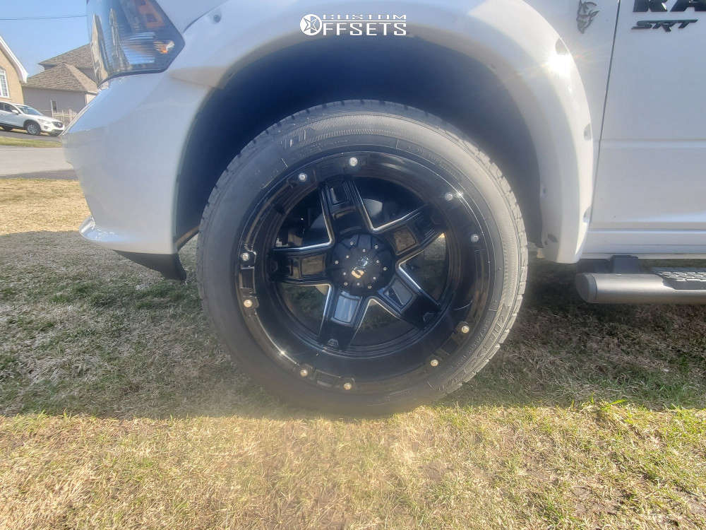 2019 Ram 1500 Classic with 22x9.5 20 Fast HD Rampage and 305/45R22 ...