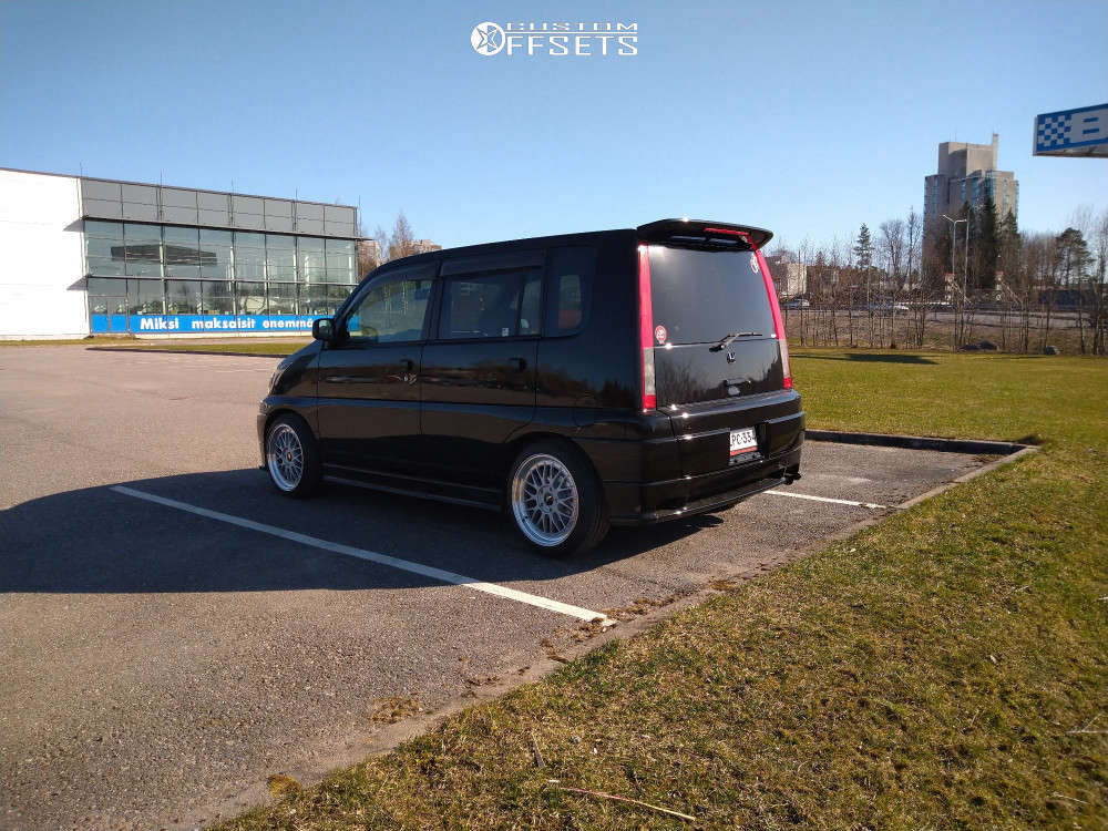 1997 Honda Cr V With 17x8 35 Japan Racing Jr23 And 5 45r17 Toyo Tires Proxes Tr1 And Coilovers Custom Offsets