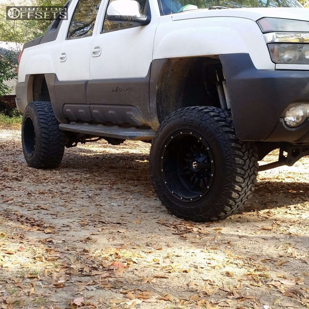 2003 Chevrolet Avalanche with 18x12 44 Fuel Hostage and 33/12.5R18