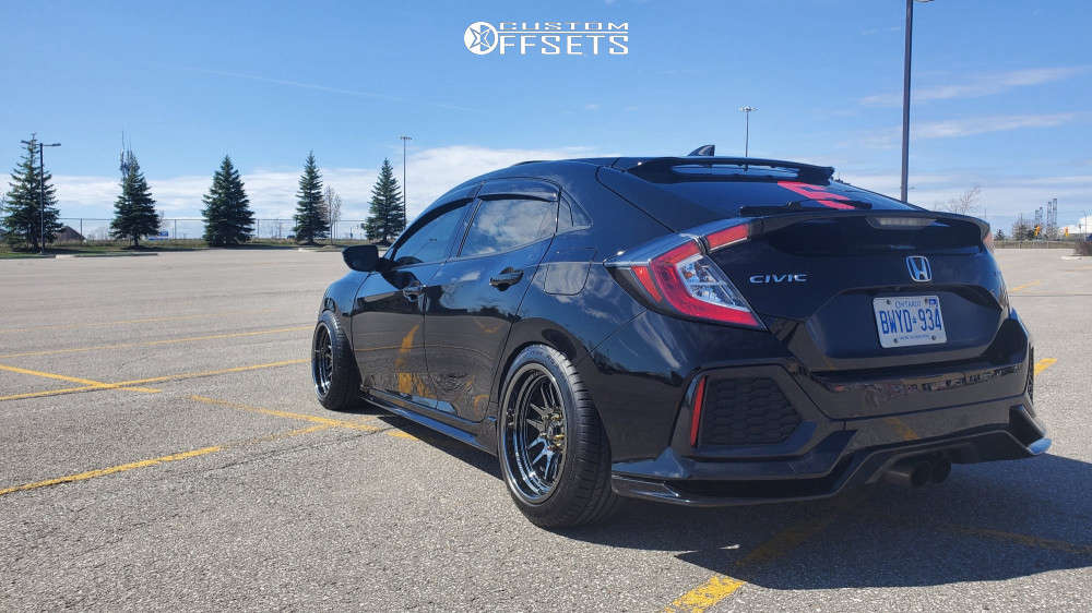 2017 Honda Civic with 17x9 5 Cosmis Racing Xt-206r and 235/45R17 Cooper ...