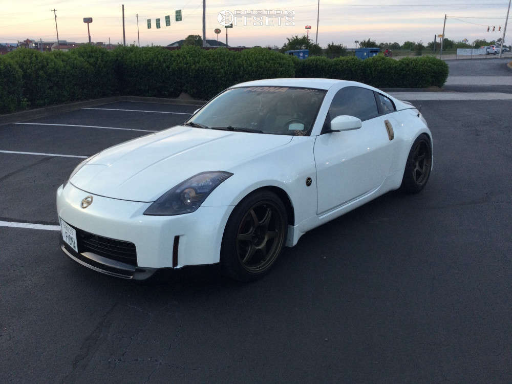 2003 Nissan 350Z with 18x9.5 25 Konig Hexaform and 245/40R18 Toyo
