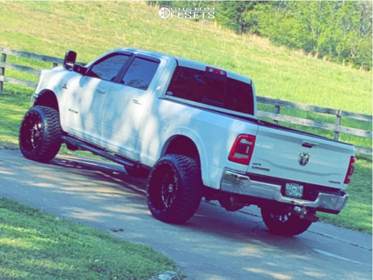 2019 Ram 2500 with 24x14 -76 Xtreme Force Xf-8 and 35/12.5R24 RBP ...