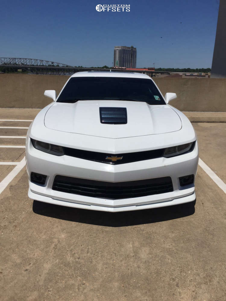 2014 Chevrolet Camaro with 20x9 35 TSW Nurburgring and 275/40R20