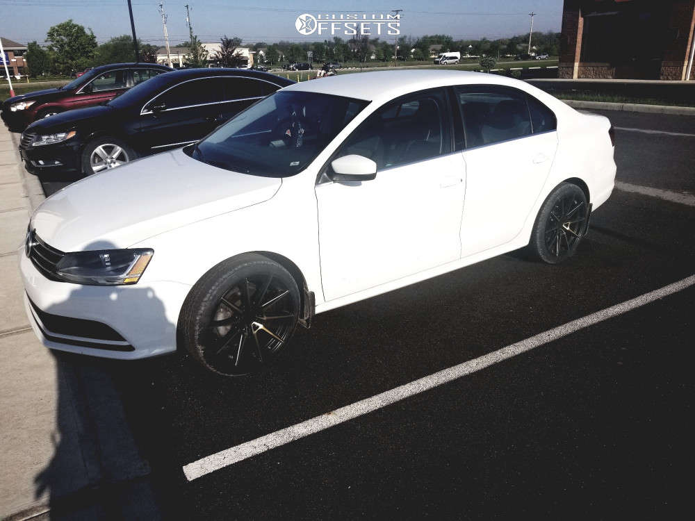 1690525-1-2017-jetta-