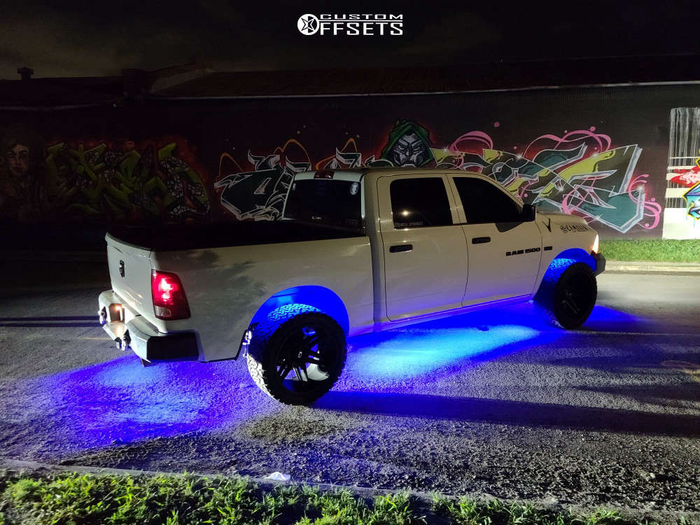 Vision Razor Venom 2012 Ram 1500 with 22x12 -51 Vision Razor and 33/12.5R22 Venom Power ...