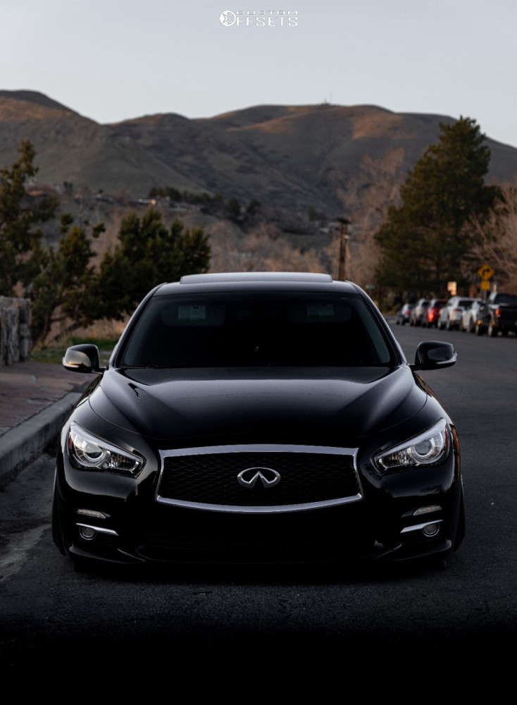 2016 Infiniti Q50 Flush Air Suspension Custom Offsets