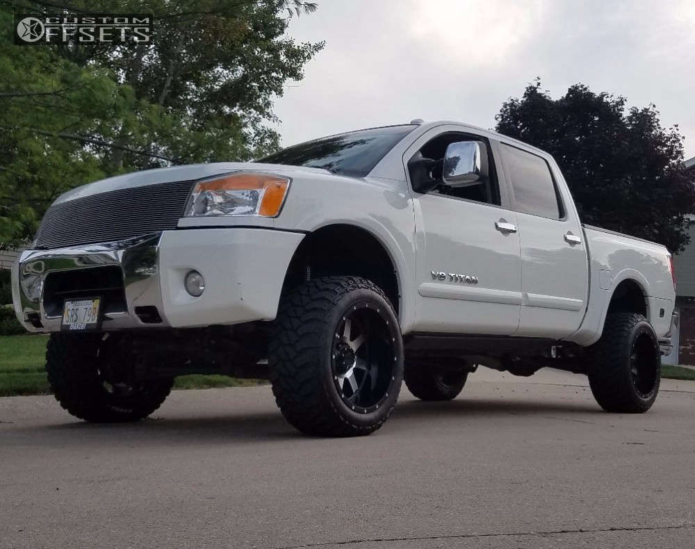 2008 Nissan Titan with 20x12 -44 Gear Off-Road Big Block and