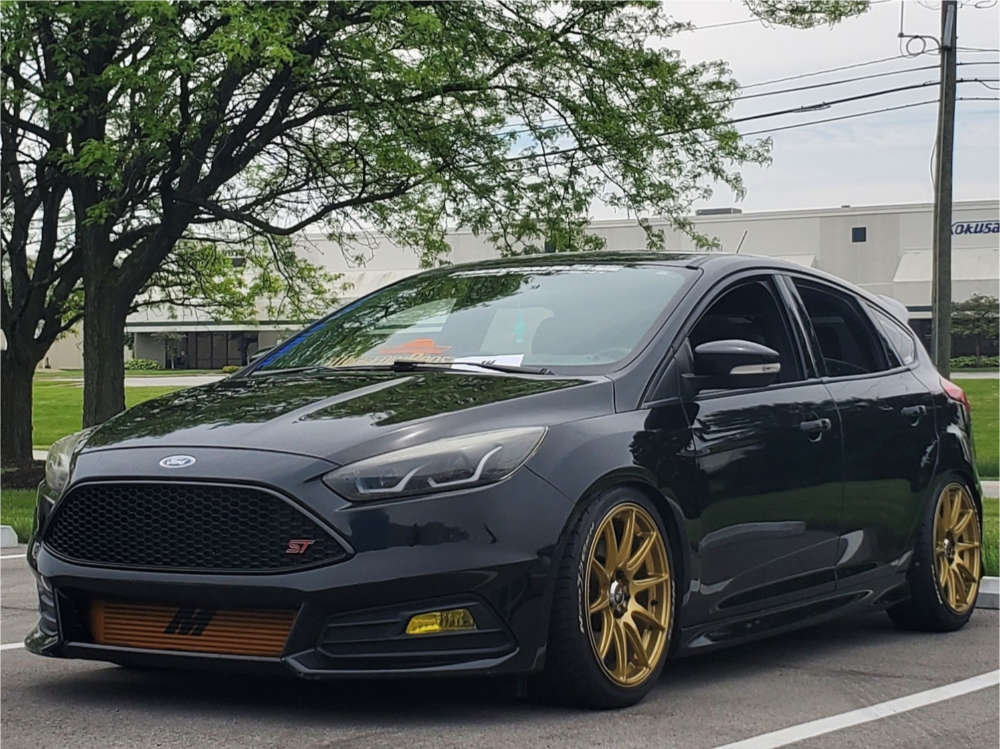 1711797-1-2015-focus-ford-st- 1711797-1-2015-focus-ford-st-