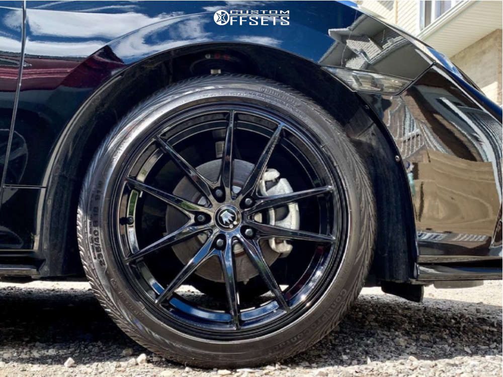 2020 Honda Civic with 18x8 45 Konig Oversteer and 235/40R18 Continental Contiprocontact and