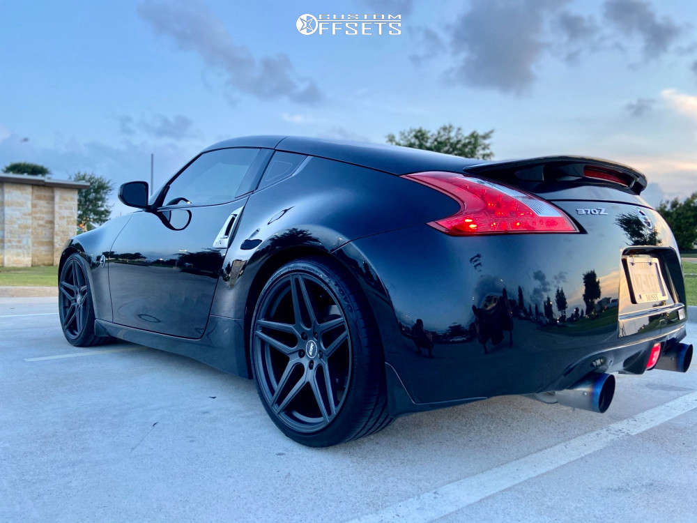 2017 Nissan 370Z Wheel Offset Nearly Flush Stock 1716652 Custom Offsets